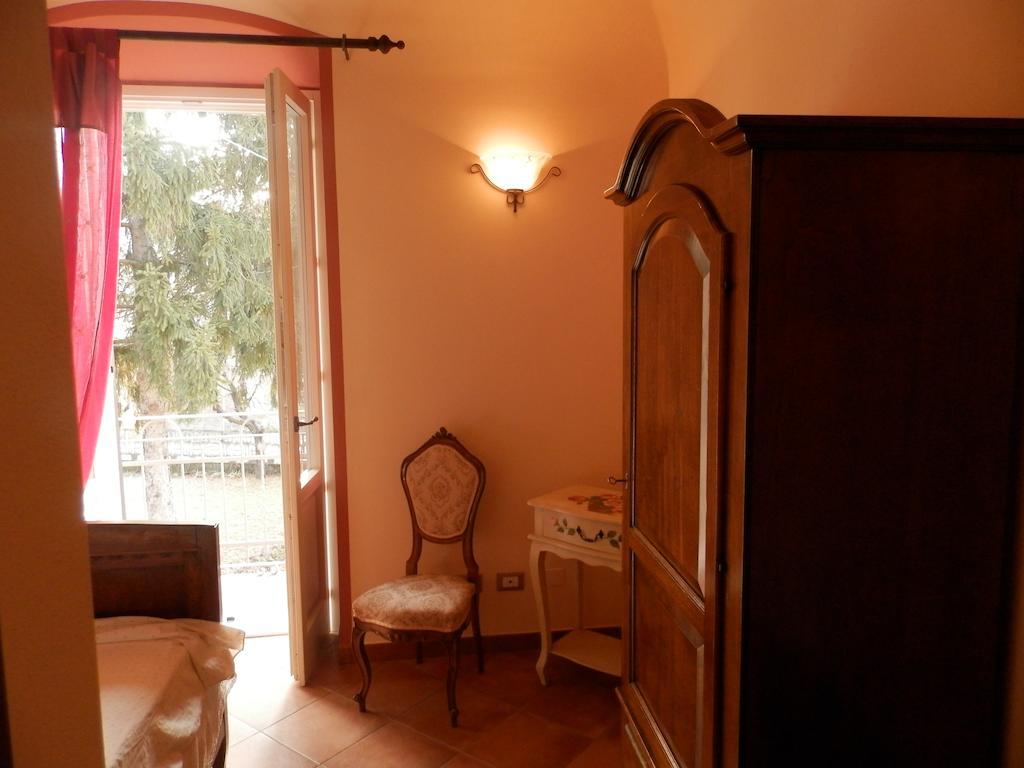 B&B Cantine Pietronero Orsara Bormida Oda fotoğraf